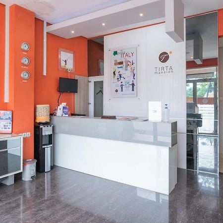 Reddoorz At Tirta Mansion Paramount Gading Cicayur Exteriér fotografie